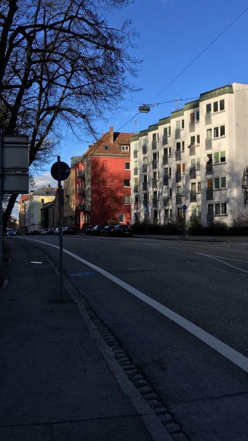 Apartment Am Bach Аугсбург Екстериор снимка